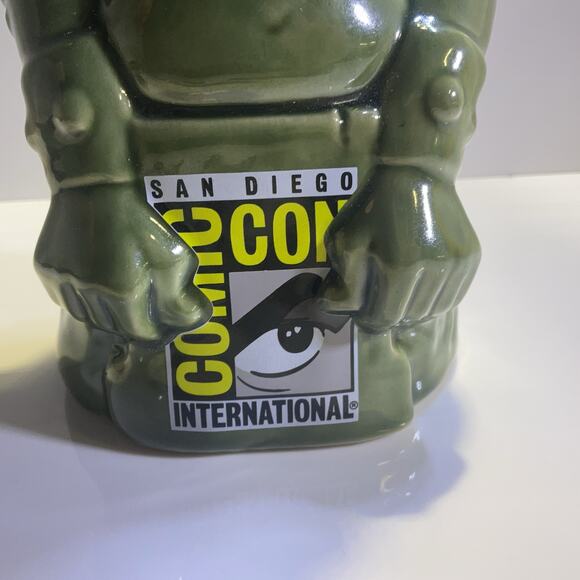 Tiki Farm Green Bruiser Tiki Mug Tumbler San Diego Comic Con 2017 Squindo Skull - Picture 2 of 7